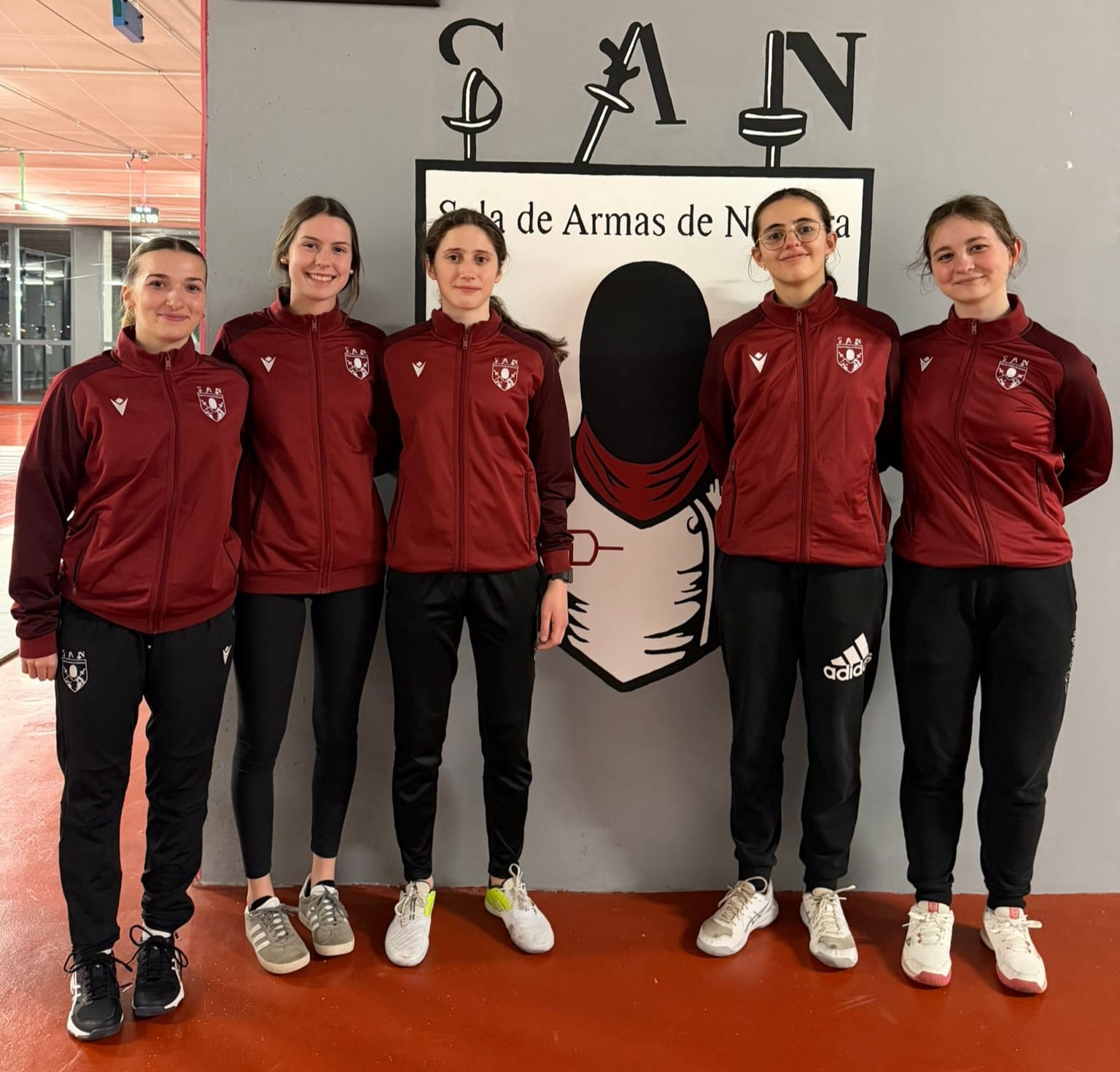 La Sala de Armas de Navarra tuvo representaci&oacute;n femenina en el Campeonato de Espa&ntilde;a de Esgrima J&uacute;nior y Sub23